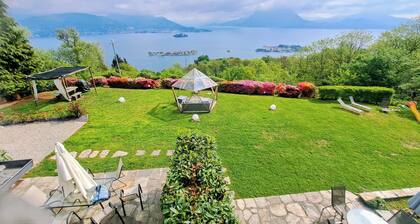 Apartment with Enchanting View "Shambalahome.it"