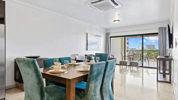 Apartamento (2 Bedrooms) | Comodidades da propriedade