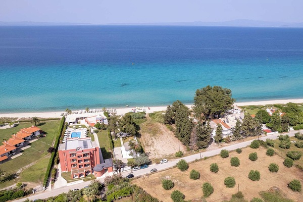 Aura Beach Front Private Pool Villa (17)