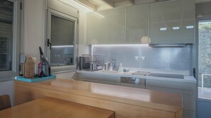Fridge, microwave, oven, stovetop - Thea II Sea View Private Pool Villa, Nikiti (Nikiti)
