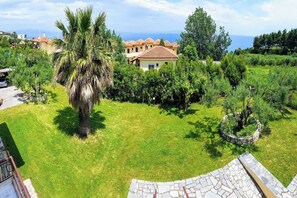 Property grounds - Amazing Sea View Loft, Afitos (Afytos)