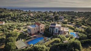 Exterior - Thea Sea View Villa, Nikiti (Nikiti)