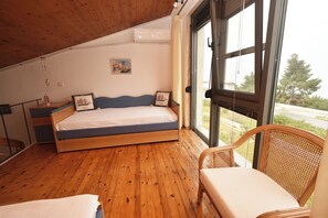 3 quartos, ferros/tábuas de passar roupa, berço de viagem, Wi-Fi