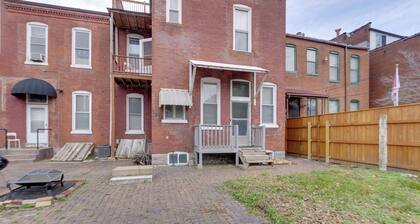 STL Apartment: Close to Downtown!