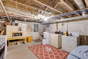 Apartment (1 Bedroom) | Interior - 2 Mi to Dtwn: Apartment in Saint Louis (St. Louis)