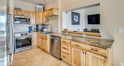 4 Mi to Black Canyon: Mtn-view Apt in Montrose!
