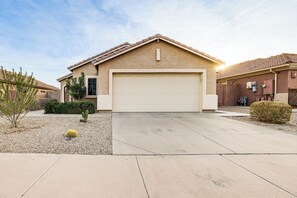 House (3 Bedrooms) | Interior - Desert Oasis w/ Outdoor Living in Goodyear! (Goodyear)