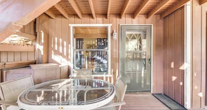 Walk to Angel Fire Resort: Condo w/ Furnished Deck