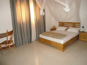 1 camera, ferro/asse da stiro, Wi-Fi, lenzuola