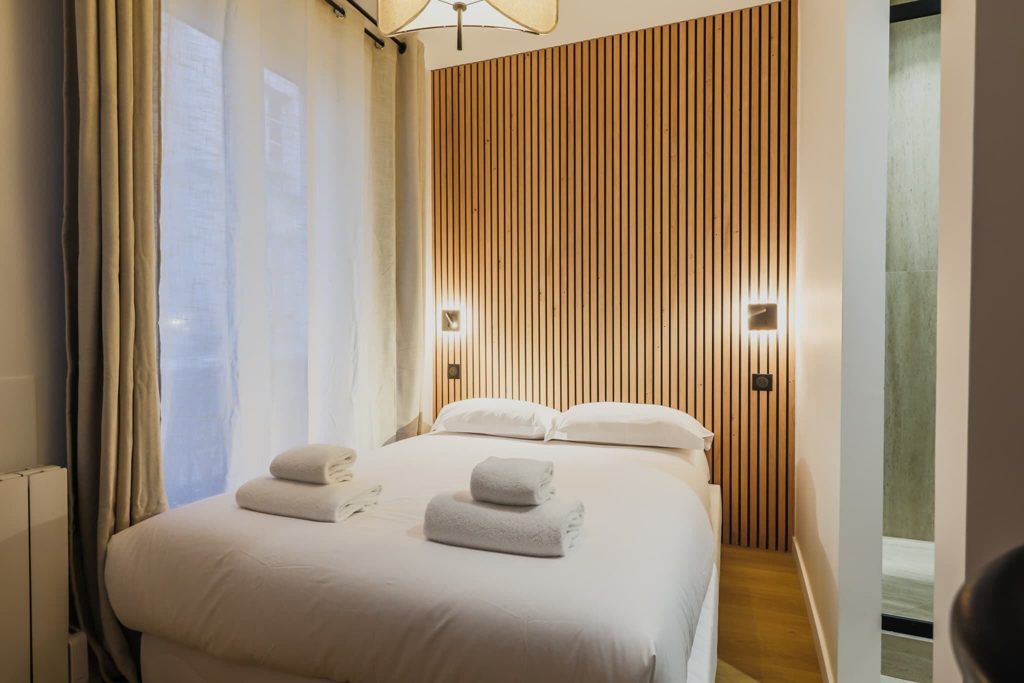 1 chambre, fer et planche à repasser, Wi-Fi, draps fournis