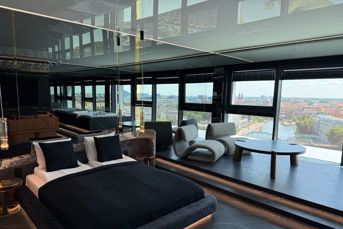 Superior-Apartment, Stadtblick | Allergikerbettwaren, individuell dekoriert, individuell eingerichtet