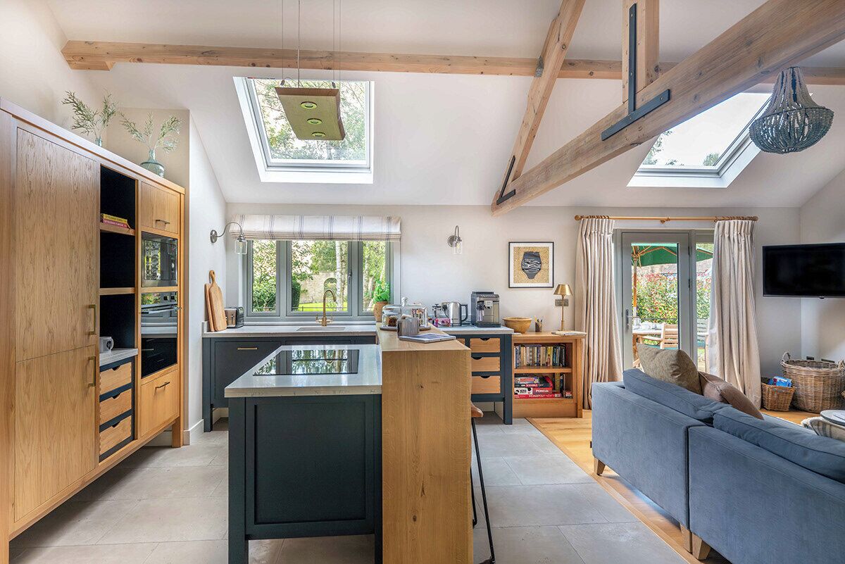 Cottage, 2 Bedrooms | Private kitchen | Fridge, microwave, oven, dishwasher