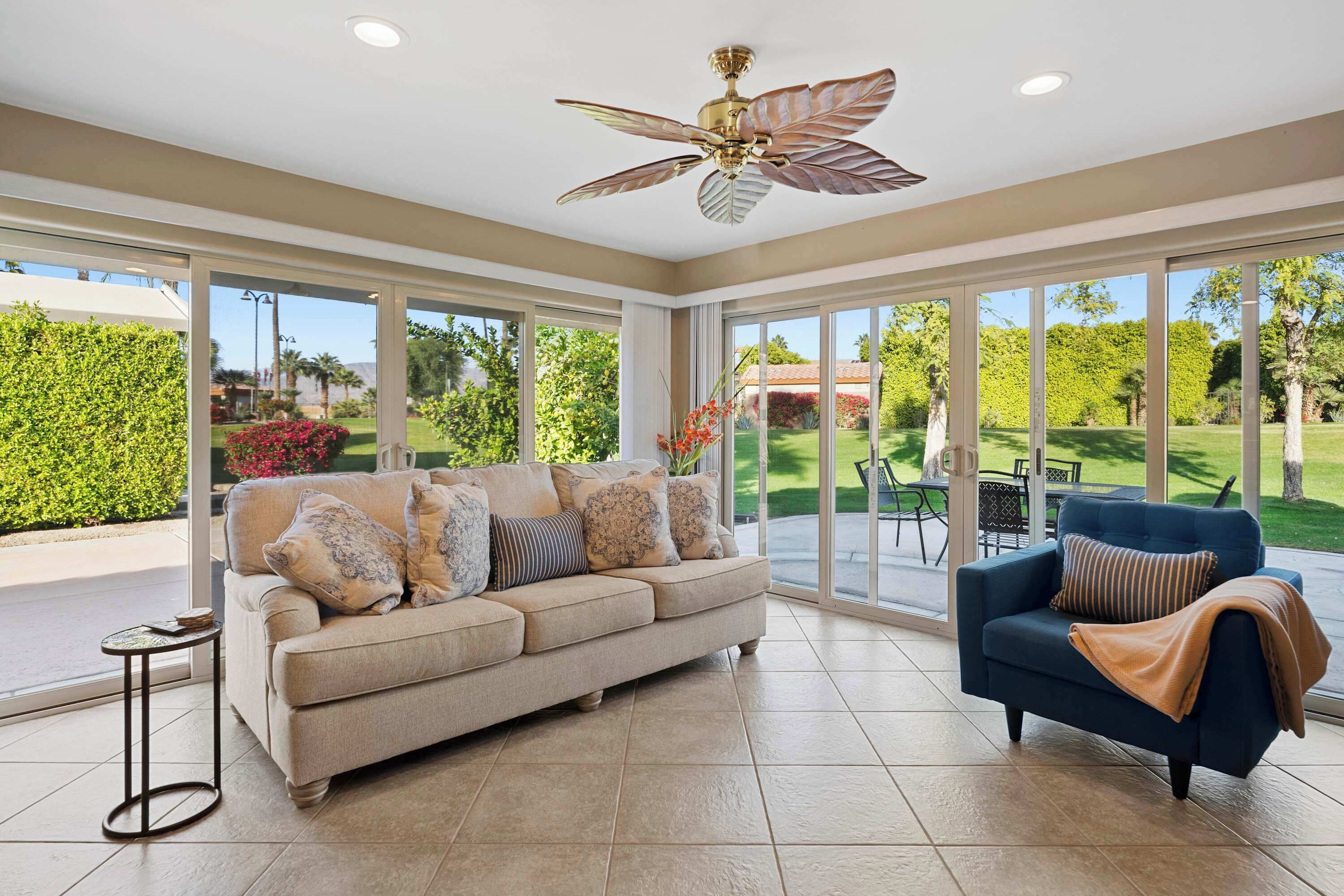 Televisie en een kantoor