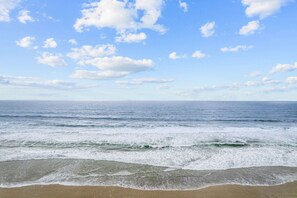 Una spiaggia nelle vicinanze