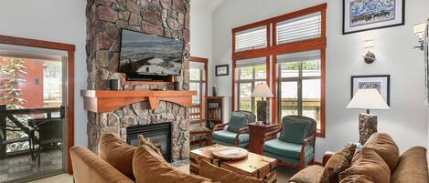 Condo, 3 Bedrooms | Living area | Flat-screen TV