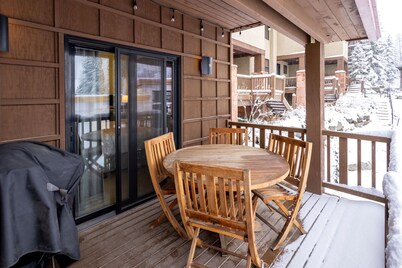 7301- Three Bedroom Deluxe Crossings Townhomes 3 Townhouse