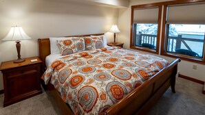 Condo, 1 Bedroom