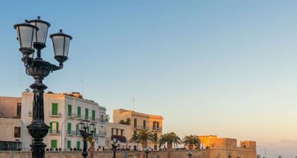 "Bari Cottage" Casa turistico 2-bedroom apartment in charming Bari with AC, WiFi