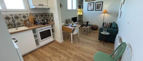 Microwave, oven, stovetop