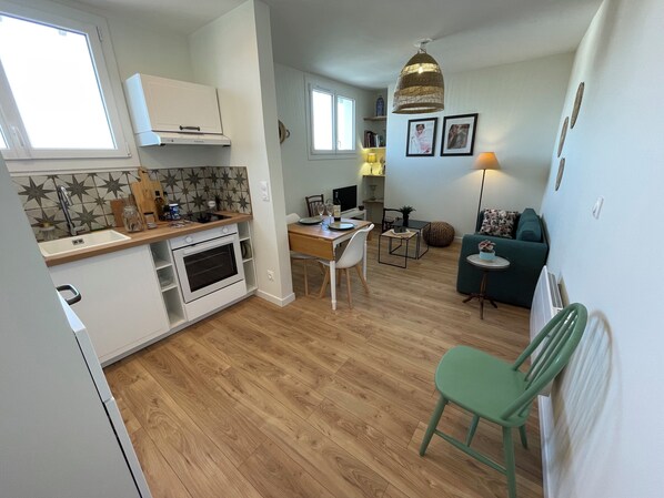 Microwave, oven, stovetop