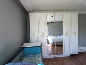 4 bedrooms, Egyptian cotton sheets, premium bedding, down duvets - Yeşil Panjurlu Villa Otel (Bursa)