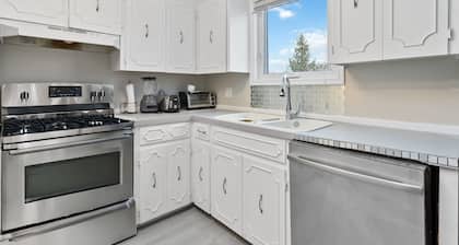1 Bedroom Apartment in a Calm and Secure Neighborhood