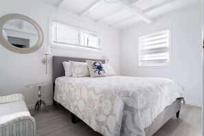 2 soverom, strykejern/-brett, wi-fi og sengetøy