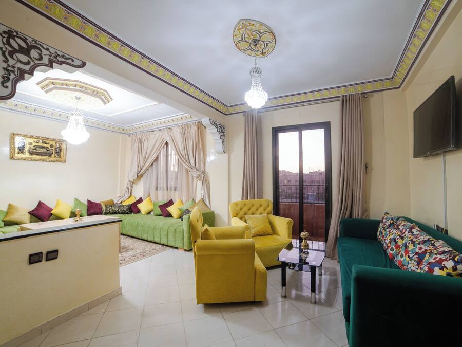 Apartment, Balcony | Living area