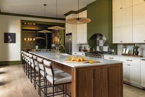 Fridge, microwave, oven, stovetop - Luxury on Magazine St | Heated Plunge Pool (New Orleans)