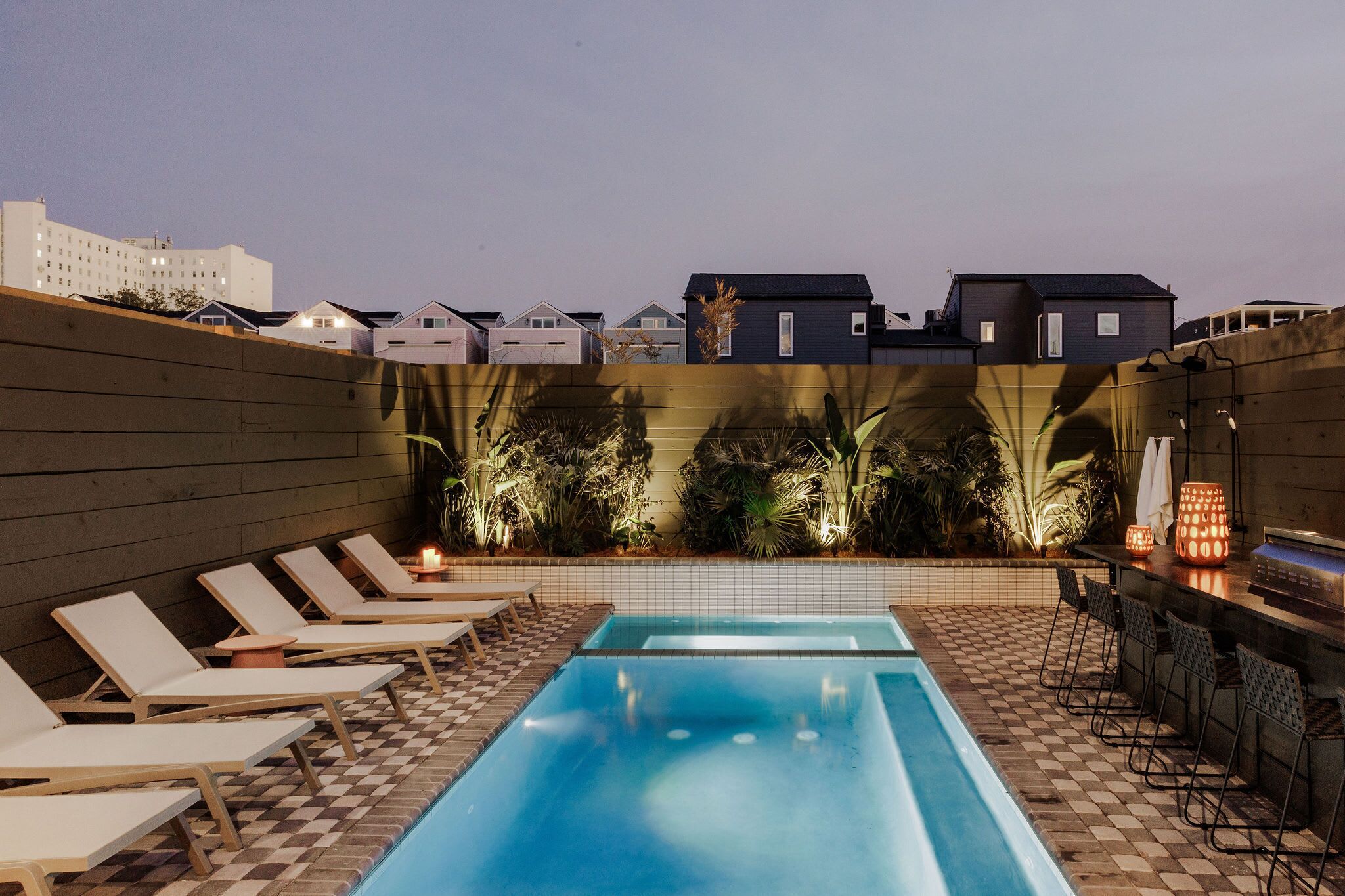 Outdoor pool, a heated pool