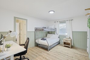 5 chambres, bureau, Wi-Fi, draps fournis