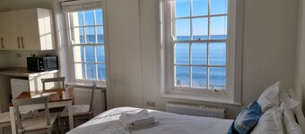 The Horizon Sea View Suite