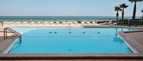 Beheizter Pool