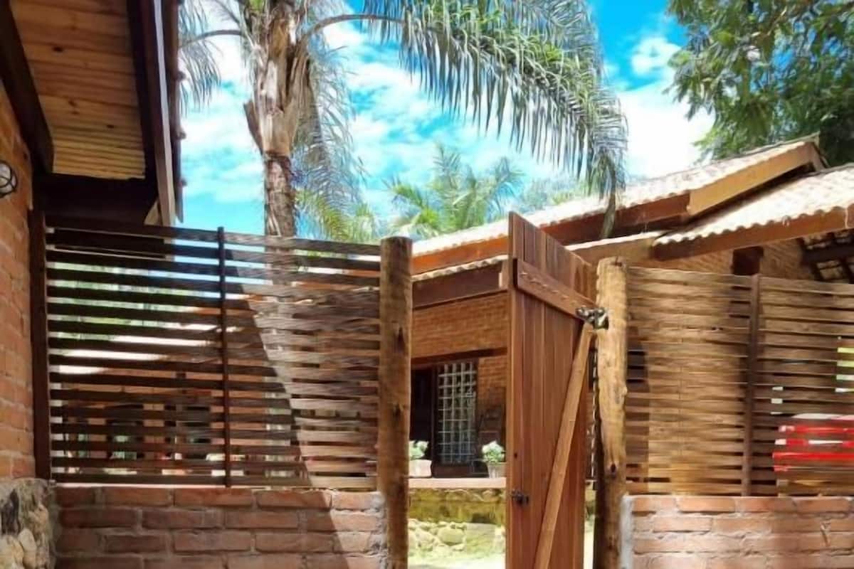 Forest Room 1 | Minibaari, ilmainen Wi-Fi, vuodevaatteet