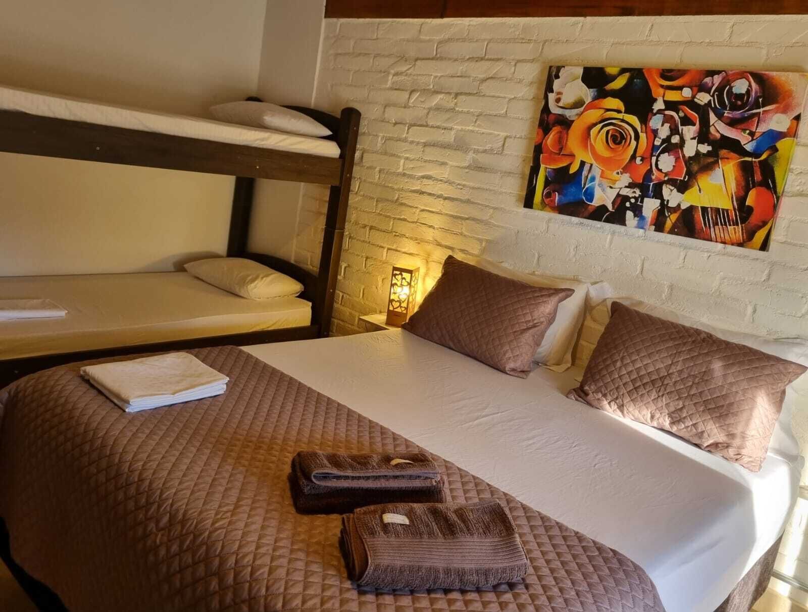 Minibar, individually decorated, free WiFi, bed sheets