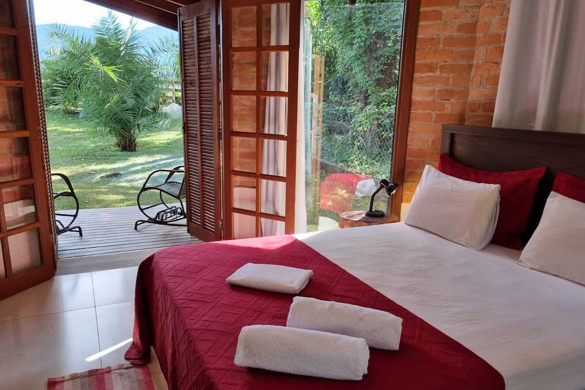 Standard Room | Minibar, free WiFi, bed sheets