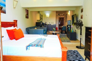 1 habitación, tabla de planchar con plancha, wifi y ropa de cama 