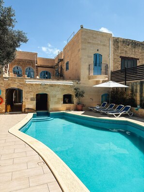Piscina all'aperto