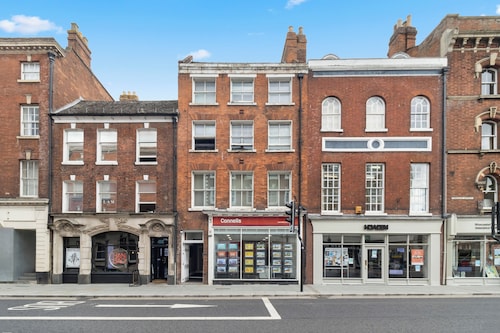 WhiskAwayStays  Foregate Street Apartment 1