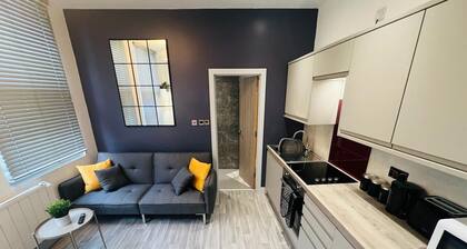 WhiskAwayStays Foregate Street Apartment 1