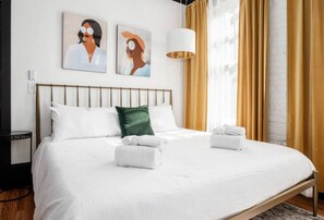 1 bedroom, desk, iron/ironing board, WiFi