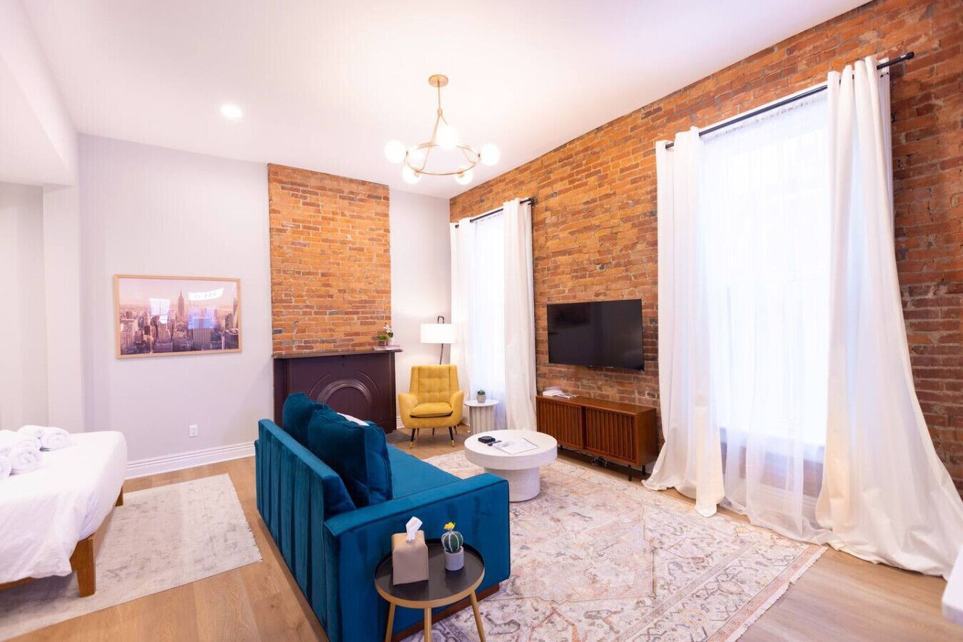 1 bedroom, desk, iron/ironing board, WiFi