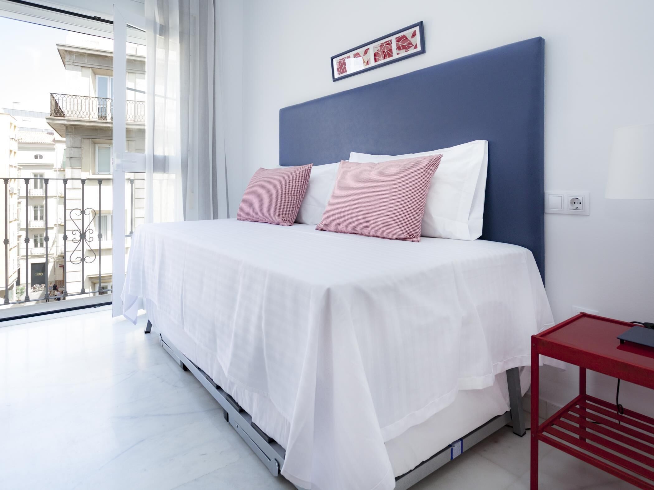 2 chambres, fer et planche à repasser, accès Internet, draps fournis