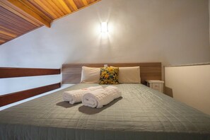 Suite, 2 Bedrooms | Desk, free WiFi