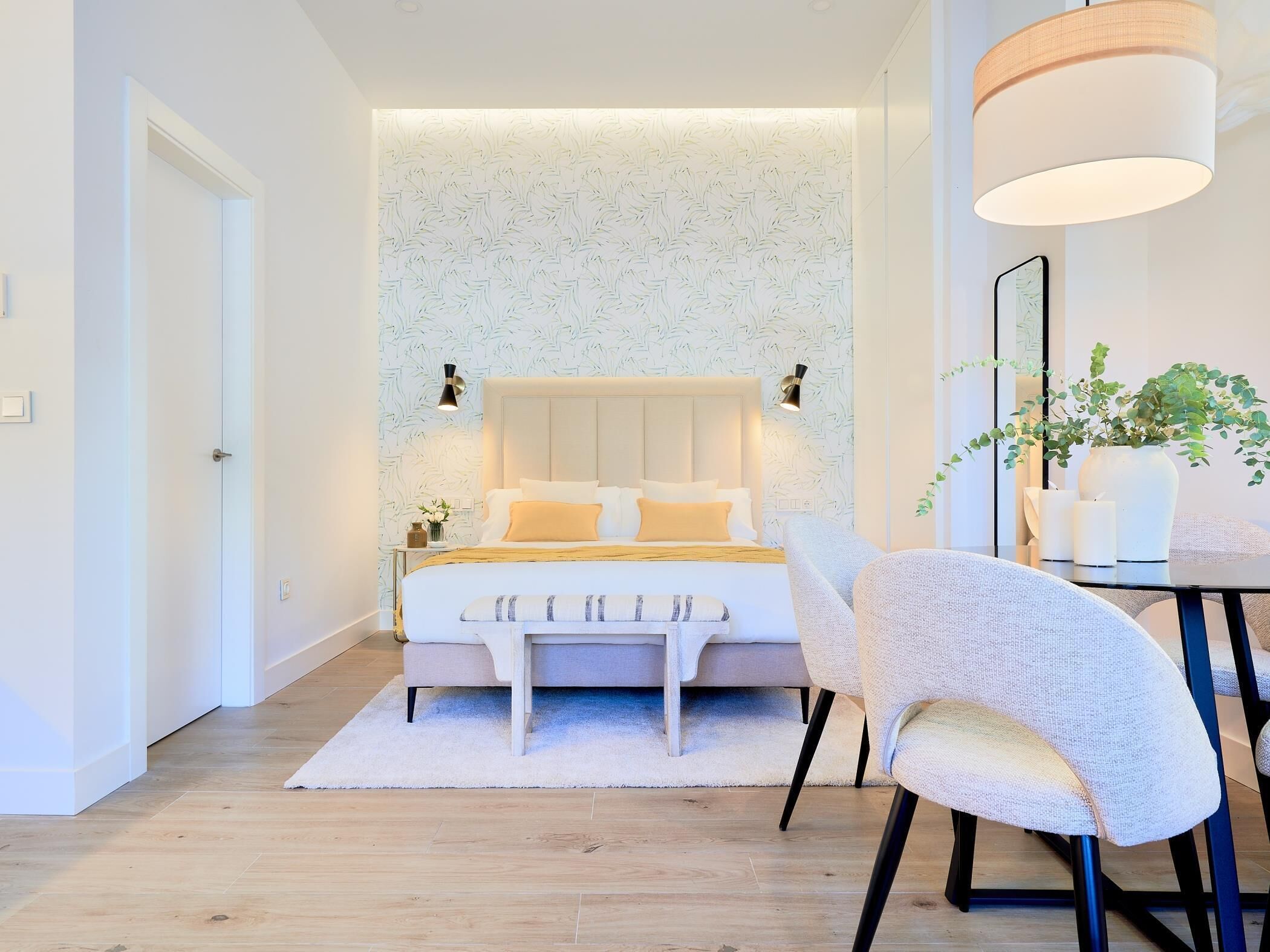 Fer et planche à repasser, accès Internet, draps fournis