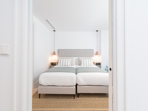 Rental unit in Málaga · ★New · 2 bedrooms · 3 beds · 2 baths