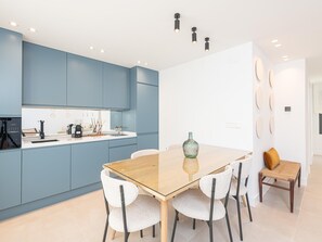 Dining - Rental unit in Málaga · ★New · 2 bedrooms · 3 beds · 2 baths (Málaga)