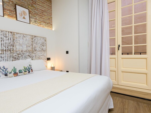 Iron/ironing board, internet