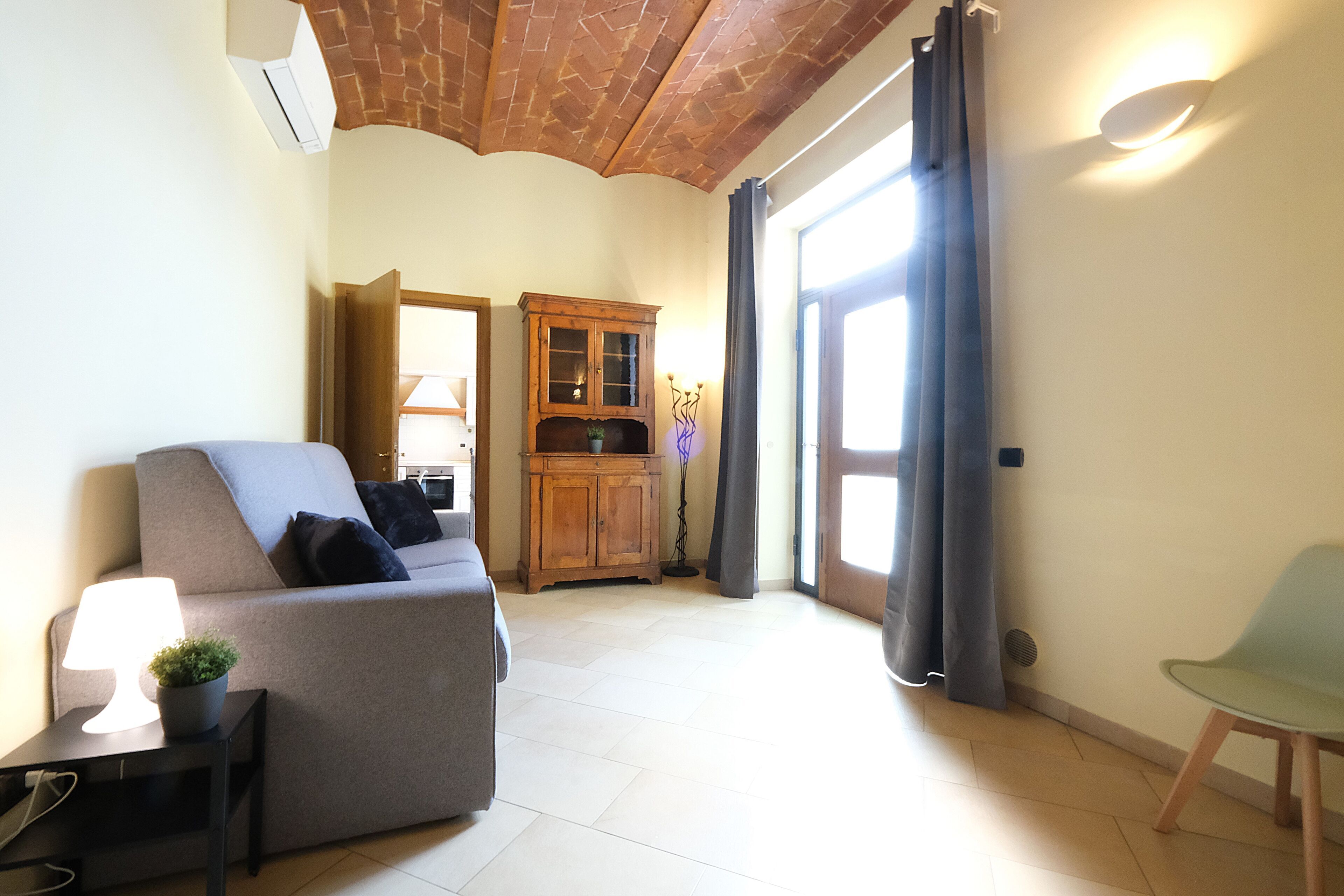 Superior-Maisonette | Wohnbereich | Flachbildfernseher