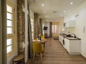 Fridge, microwave, coffee/tea maker, toaster